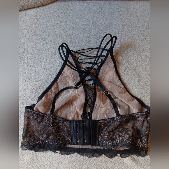 Victoria's Secret Very Sexy High Neck Lace Up Bralette. Size XS and S. - Picture 3 of 8